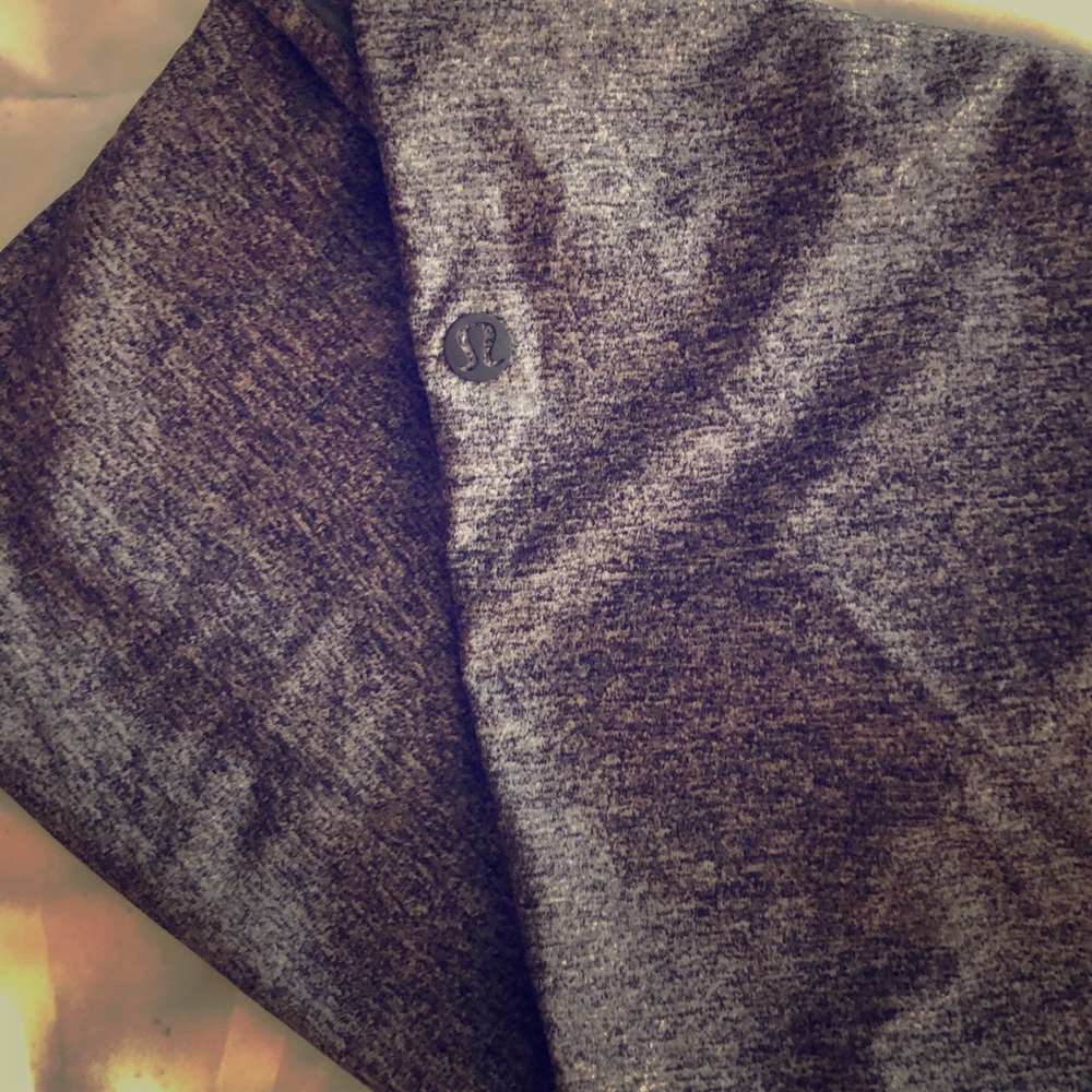 Lululemon gray thin swishy joggers